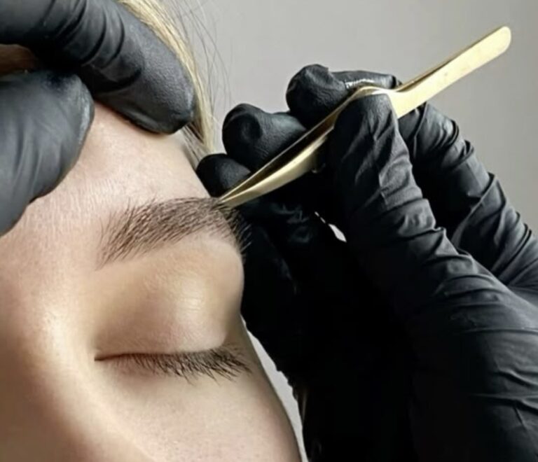 Eyebrow Lamination